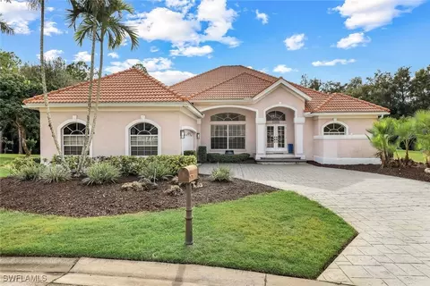 12820 Silverthorn Ct, Bonita Springs, FL 34135