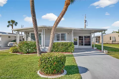 115 Overland Trl, North Fort Myers, FL 33917