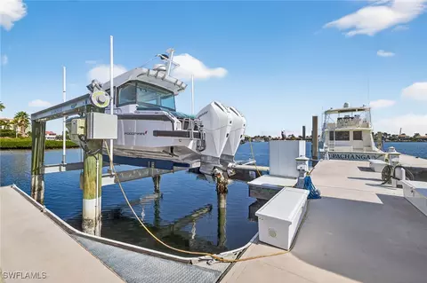 3 Rd St E, Palmetto, FL 34221 photo 4