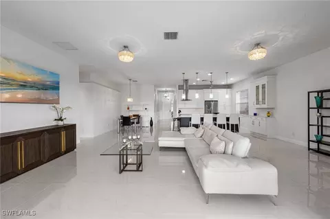 21550 Berwhich Run, Estero, FL 33928 photo 9