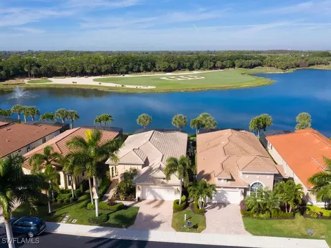 10304 Porto Romano Dr, Miromar Lakes, FL 33913