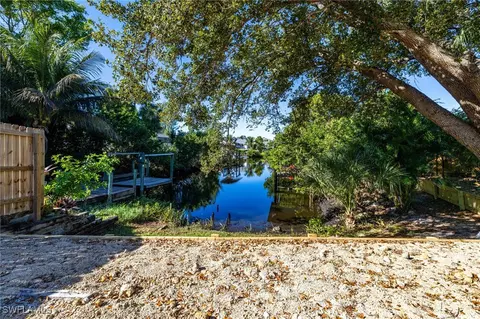 Exterior - 20520 Pine Tree Ln, Estero, FL 33928 photo 8 of 9