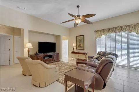28666 San Lucas Ln #202, Bonita Springs, FL 34135