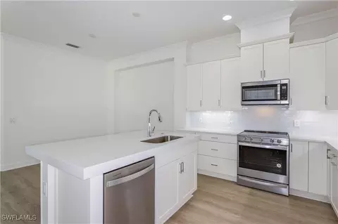 9032 Calypso Ct, Naples, FL 34112 photo 7