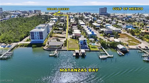 327 Fairweather Ln, Fort Myers Beach, FL 33931
