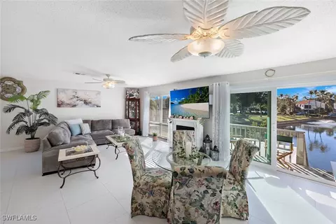 4251 Island Cir #3, Fort Myers, FL 33919