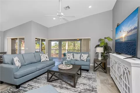 8471 Southbridge Dr #2, Fort Myers, FL 33967