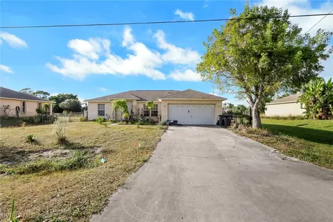 718 Fargo Dr, Fort Myers, FL 33913