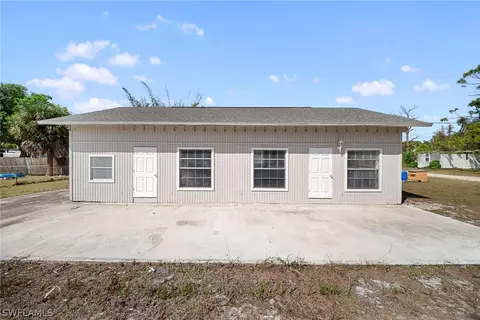 19560 Spicewood Ln, Fort Myers, FL 33908