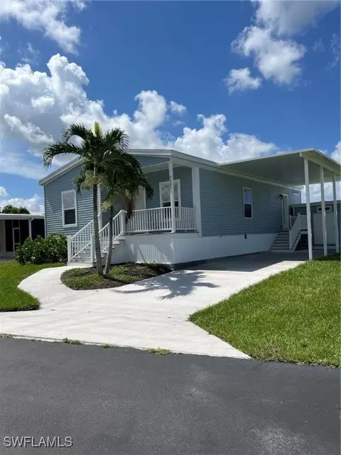 4685 Fiji Ln, Bonita Springs, FL 34134