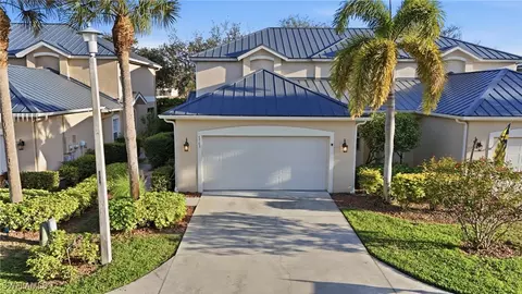 9763 Glen Heron Dr, Bonita Springs, FL 34135
