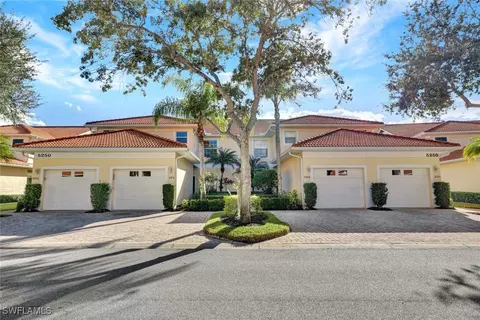 5250 Birmingham Dr #201, Naples, FL 34110