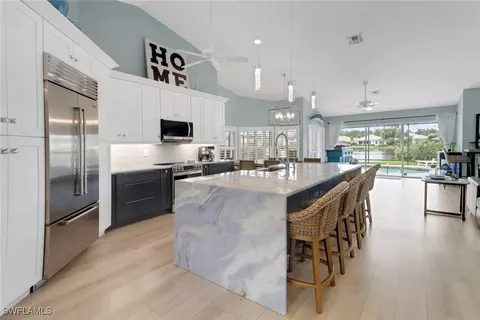 9040 Old Hickory Cir, Fort Myers, FL 33912