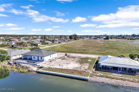 1216 NW 30th Pl, Cape Coral, FL 33993