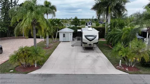 10341 Nightwood Dr, Fort Myers, FL 33905