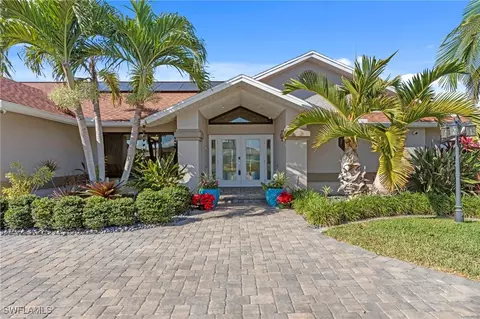 1222 SW 4th Ct, Cape Coral, FL 33991