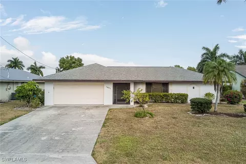 1421 SE 28th Ter, Cape Coral, FL 33904