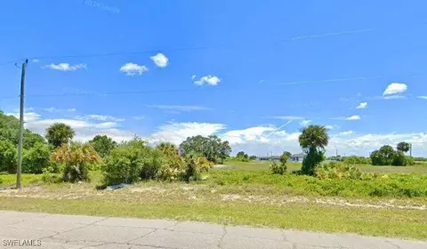 3025 Cherry Ln, Labelle, FL 33935