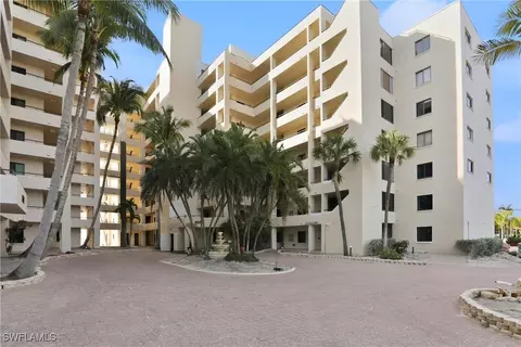 6660 Estero Blvd #102, Fort Myers Beach, FL 33931