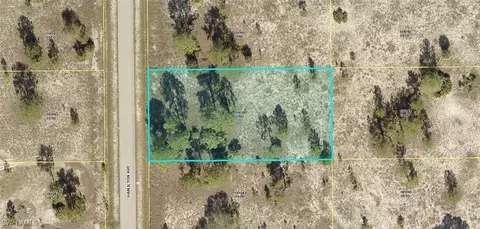 1506 Hamilton Ave, Lehigh Acres, FL 33972