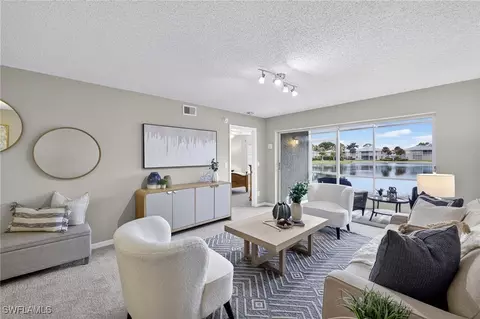 895 New Waterford Dr #J103, Naples, FL 34104
