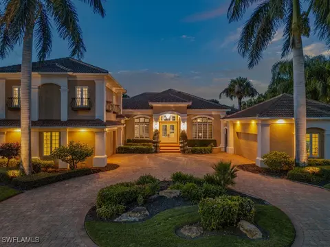 3480 Creekview Dr, Bonita Springs, FL 34134