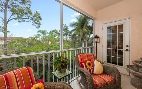 4520 Botanical Place Cir #403, Naples, FL 34112