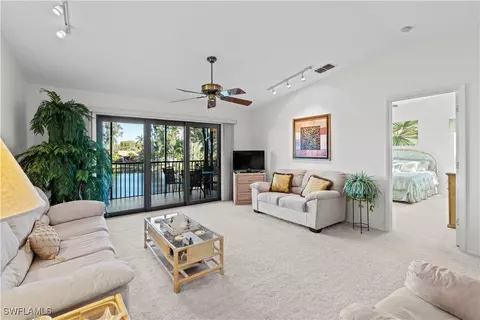 17425 Birchwood Ln #8, Fort Myers, FL 33908