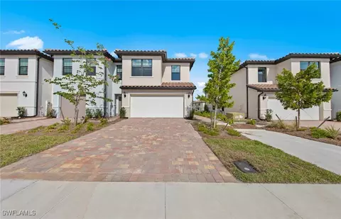 1697 Lake Jessup Cir, Cape Coral, FL 33909