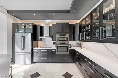 Kitchen - 20438 Ardore Ln, Estero, FL 33928 photo 4 of 6