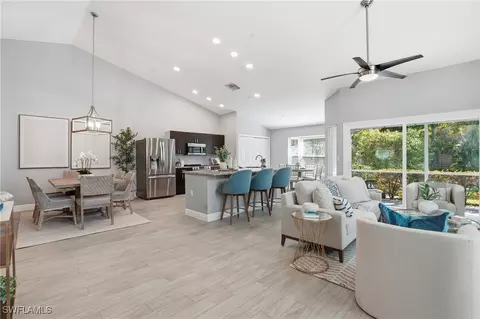 1429 Monarch Cir, Naples, FL 34116