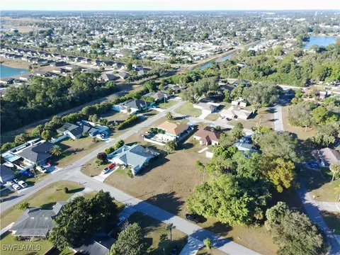 33 Eustis Ave, Lehigh Acres, FL 33936 photo 7