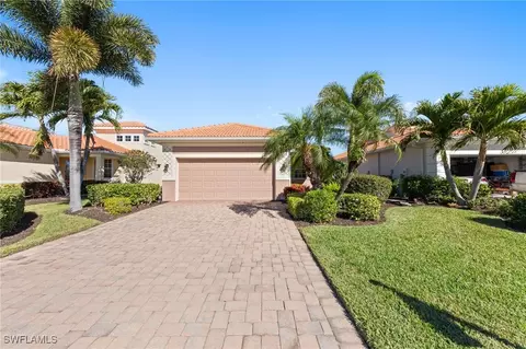 9402 La Bianco St, Fort Myers, FL 33967