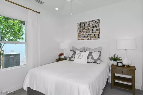 Bedroom - 4539 Centaurus Cir, Naples, FL 34120 photo 4 of 6