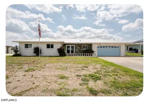 13319 Marquette Blvd, Fort Myers, FL 33905