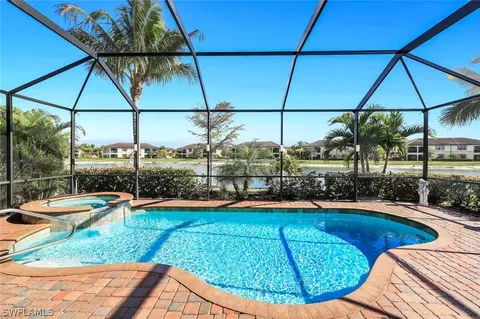 28047 Foxrock Ct, Bonita Springs, FL 34135