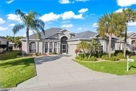 9346 Palm Island Cir, North Fort Myers, FL 33903