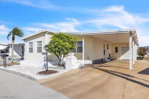 568 Hogan Dr, North Fort Myers, FL 33903