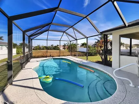 3623 NE 12th Ave, Cape Coral, FL 33909