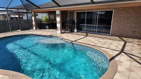 1324 NE 18th St, Cape Coral, FL 33909
