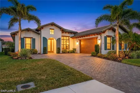 11910 White Stone Dr, Fort Myers, FL 33913