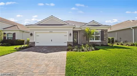 3062 Heritage Pines Dr, Fort Myers, FL 33905