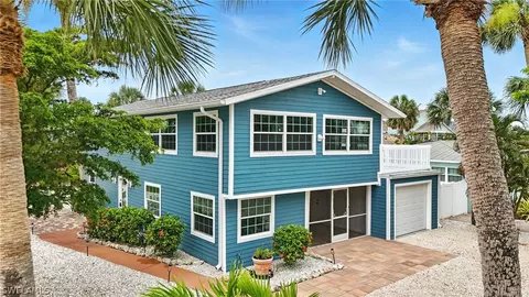 4880 Coquina Rd, Fort Myers Beach, FL 33931