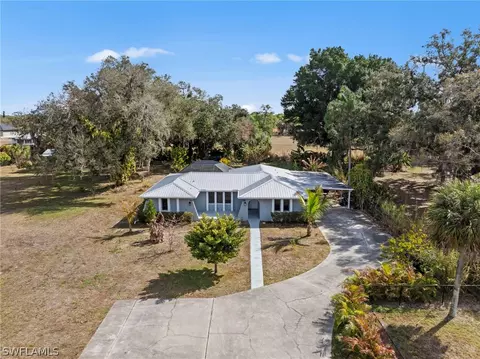 2232 Randolph Dr, Fort Myers, FL 33905