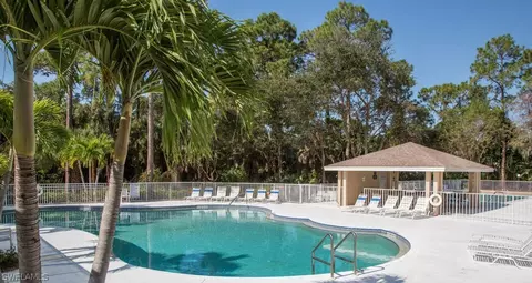 326 Dover Pl #J203, Naples, FL 34104