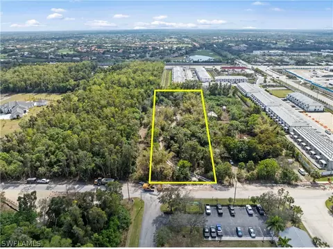 13052 Snell Ln, Bonita Springs, FL 34135