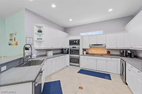 9701 Springlake Cir, Estero, FL 33928 photo 14