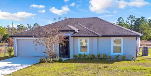 843 Lochman Dr, Fort Myers, FL 33913