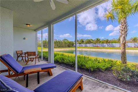 2561 Seychelles Dr #304, Naples, FL 34112