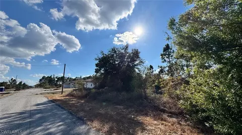 1915 Irving Ave, Lehigh Acres, FL 33972